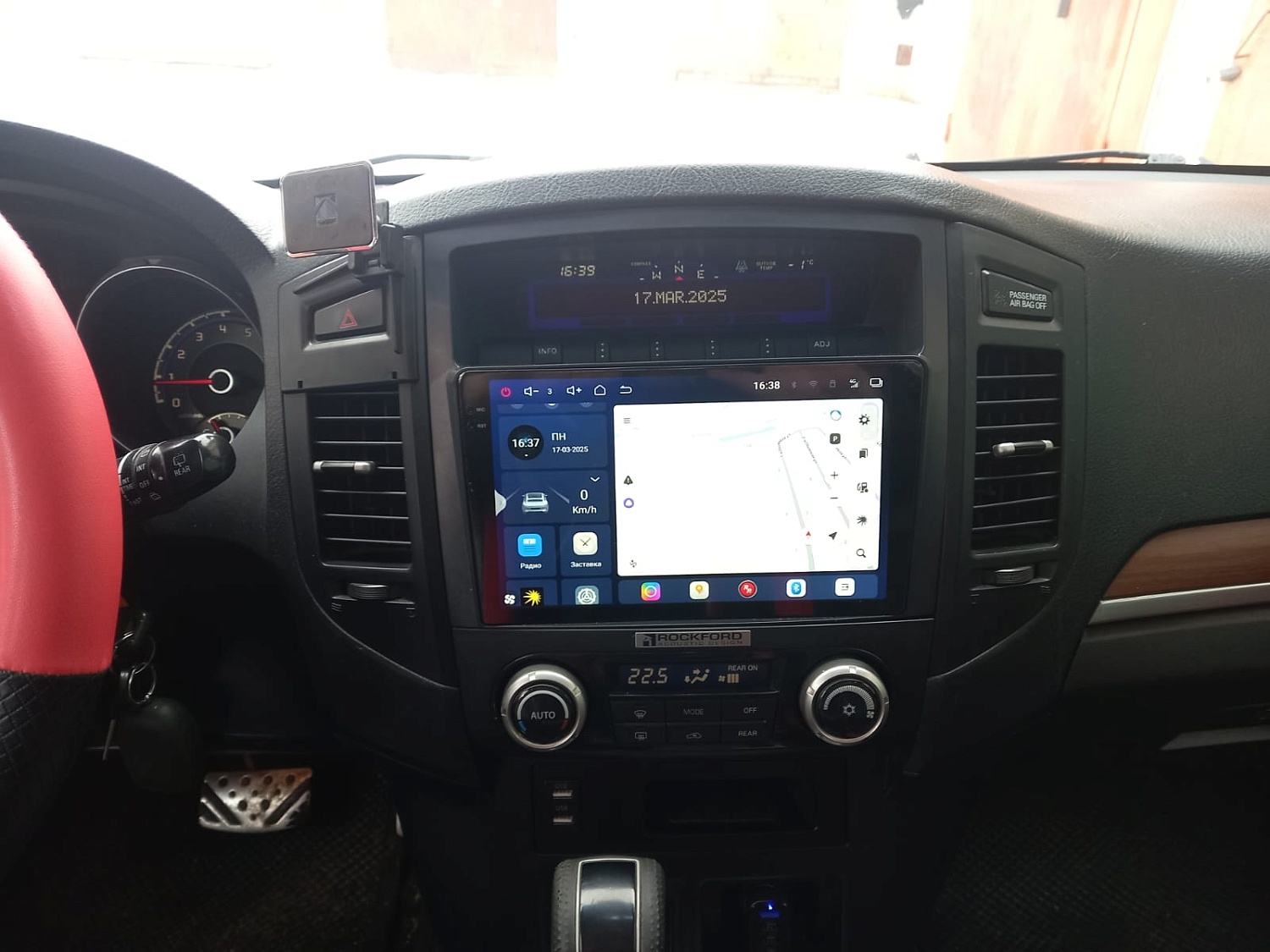 Магнитола Mitsubishi Pajero 4 2006-2023 - RedPower 85223PRO - Android 14, QLED 2K, 8/256, CarPlay, 4G/LTE-SIM