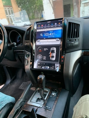 Магнитола для Toyota Land Cruiser 200 2008-2015 - Carmedia ZF-1816-Q6 "Тесла-Стиль" монитор 16" на Android 13, 8ГБ+128ГБ, SIM-слот