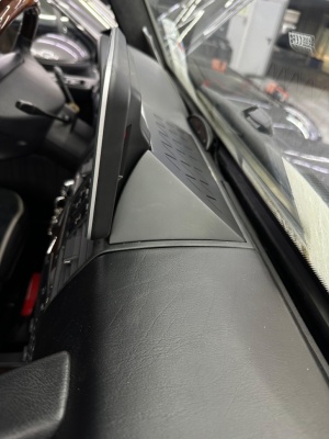 Магнитола для Mercedes-Benz G-класс 2007-2012 NTG 3.5 - Radiola RDL-7707 монитор 10.25", Android 13, 8Гб+128Гб, CarPlay, SIM-слот