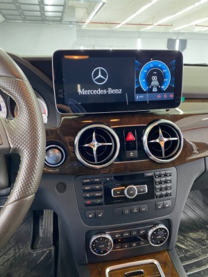 Магнитола для Mercedes-Benz GLK 2012-2015 NTG 4.5/4.7 - Radiola RDL-7701 монитор 10.25", Android 13, 8Гб+128Гб, CarPlay, SIM-слот