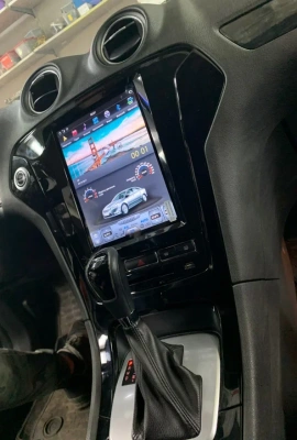 Магнитола для Ford Mondeo 2010-2015 - Carmedia ZF-1052A-Q6 ("Тесла-Стиль") Android 11, 8ГБ+128ГБ, SIM-слот