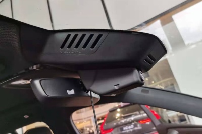 Штатный видеорегистратор для Volvo XC40 (2022+) RedPower DVR-VOL10-G