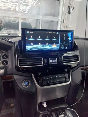 Магнитола для Toyota Land Cruiser 200 2016-2021 (Комфорт или Элеганс) - Radiola RDL-LC200-Low монитор 12.3" на Android 12, 8Гб+128Гб, CarPlay, 4G SIM-слот