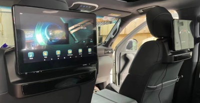 Комплект из 2-х мониторов для задних пассажиров для Тойота / Лексус бежевый цвет