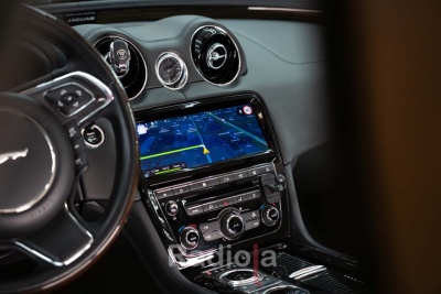 Магнитола android для Jaguar XJ 2009-2015 (BOSCH) - Radiola RDL-1669-B монитор 10.25" на Android 13, 8Гб+128Гб, CarPlay, 4G SIM-слот
