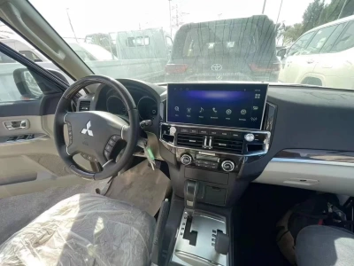 Магнитола Mitsubishi Pajero 4 2006-2023 - Carmedia ZH-M1207 монитор 12.3" (в стиле "Лексус") Android 14, 8Гб+128Гб, CarPlay, SIM-слот