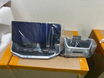 Магнитола для Toyota Land Cruiser 200 2016-2021 (без отдельного экрана климата) - Carmedia ZH-T1604 монитор 16.3", Android 13, 8Гб+128Гб, CarPlay, SIM-слот