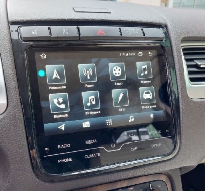 Магнитола для Volkswagen Touareg II 2010-2018 (RNS850 - все штатные функции и обогревы сохраняются) - Radiola RDL-TRG-H на Android 12, 8+128, CarPlay, 4G SIM-слот