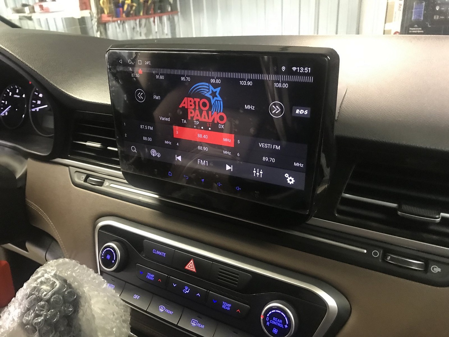 Штатная магнитола для Hyundai H1/Starex 2019+ RedPower 71312 на Android 10, 8-ЯДЕР, 6ГБ-128ГБ