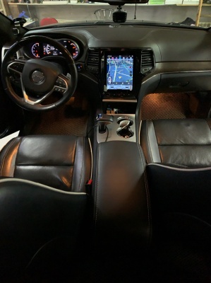 Штатная магнитола для Jeep Grand Cherokee 2013+ - Carmedia ZF-1217B-DSP ("Тесла-Стиль") на Android 9.0, 6-ТУРБО ядер, 4ГБ-64ГБ и встроенным DSP