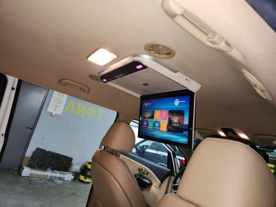 ПОТОЛОЧНЫЙ СМАРТ ТВ 17,3" для KIA CARNIVAL 2014-2021 (1920X1080, ANDROID), БЕЖЕВЫЙ