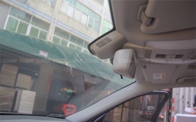 Штатный видеорегистратор для Mercedes E-Class W212 и C-Class W204 с датчиком дождя RedPower DVR-MBE3-G (серый) 