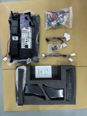 Монитор 15" для Toyota Land Cruiser 200 2008-2015 (без отдельного экрана климата) - Carmedia HP-T1501 Android 12, ТОП процессор, 6Гб+128Гб, SIM-слот