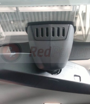 Штатный видеорегистратор для BMW X3 / X5 / 3 серии с датчиком дождя RedPower DVR-BMW11-G